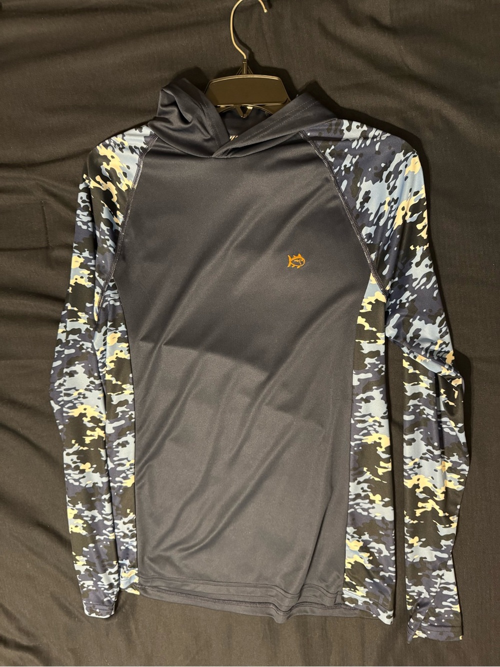 Southern Tide Navy Hooded Rash Guard with Blue Camo Sleeves